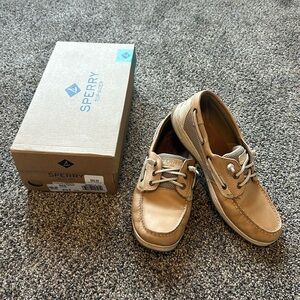 Women’s Sperry Topsiders